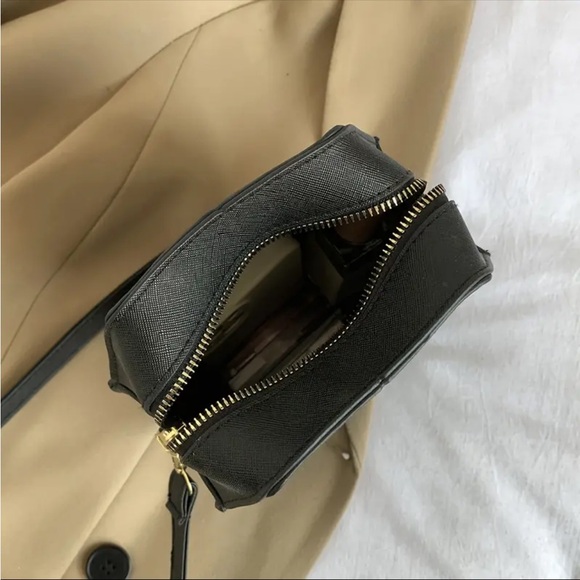 Coffin Crossbody Bag - Picture 4 of 5